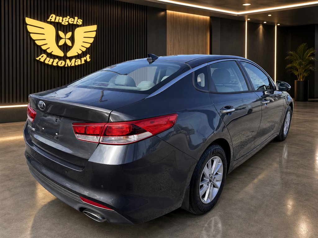 2017 Kia Optima - $8,495