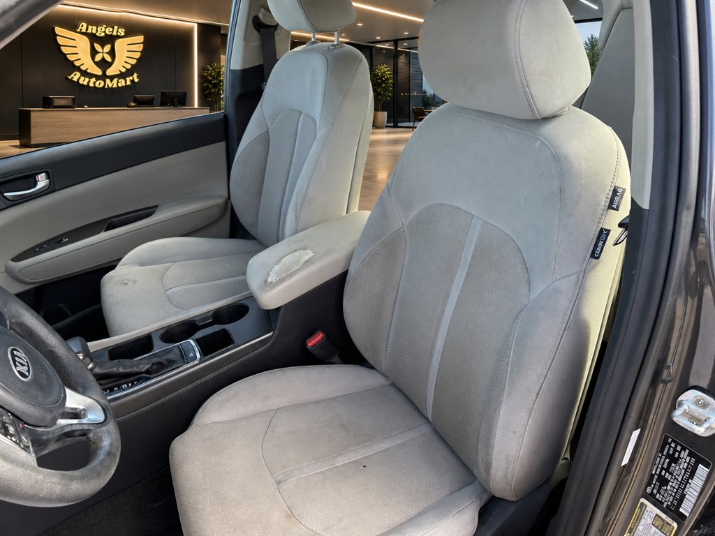2017 Kia Optima - $8,495