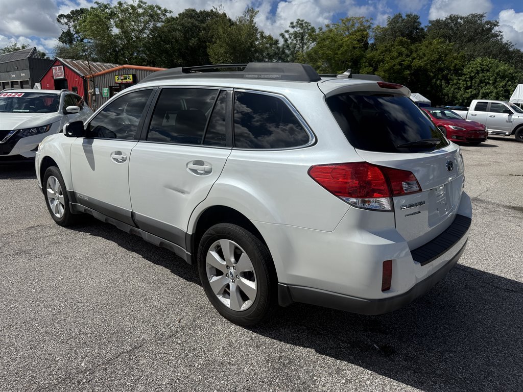 2012 Subaru Outback - $7,495