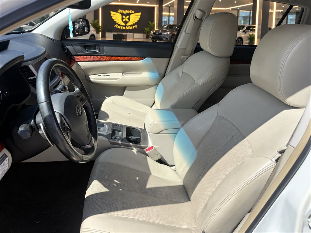 2012 Subaru Outback - $7,495