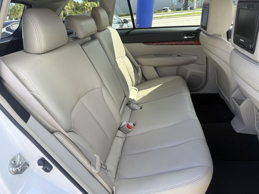 2012 Subaru Outback - $7,495