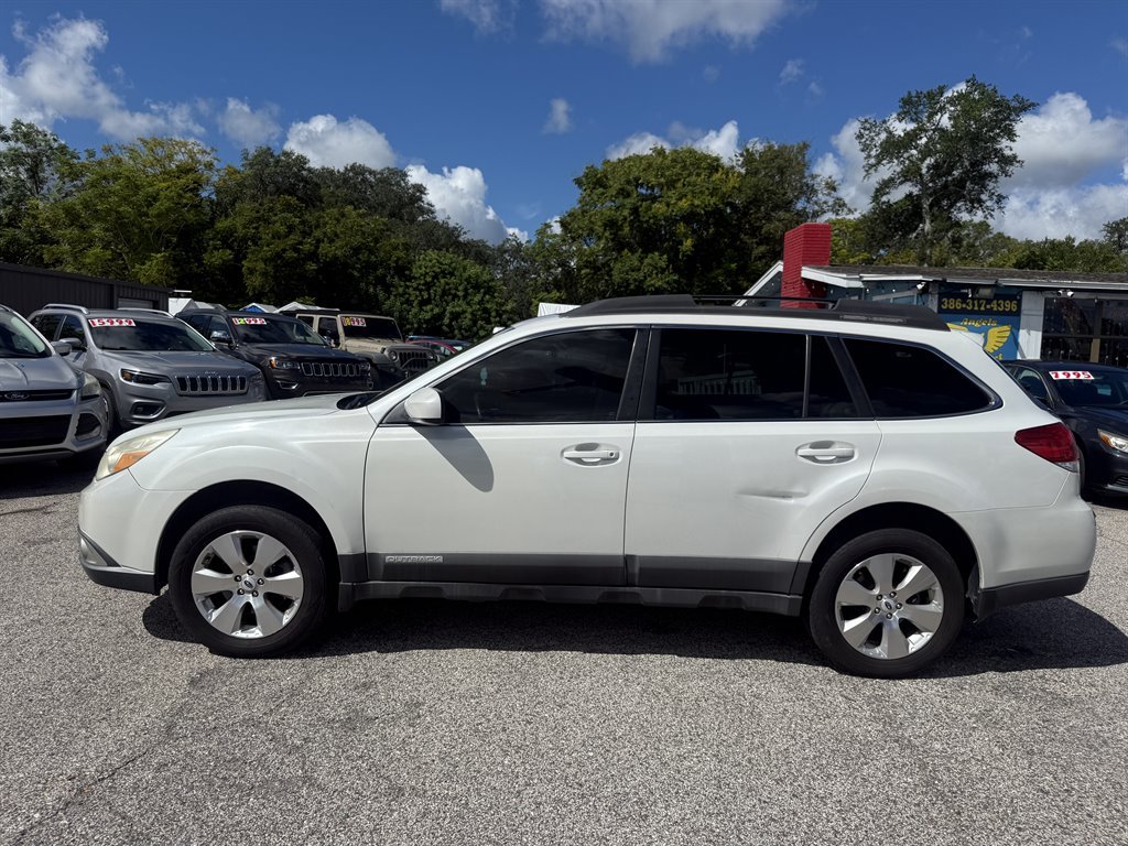 2012 Subaru Outback - $7,495