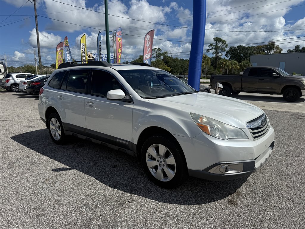 2012 Subaru Outback - $7,495