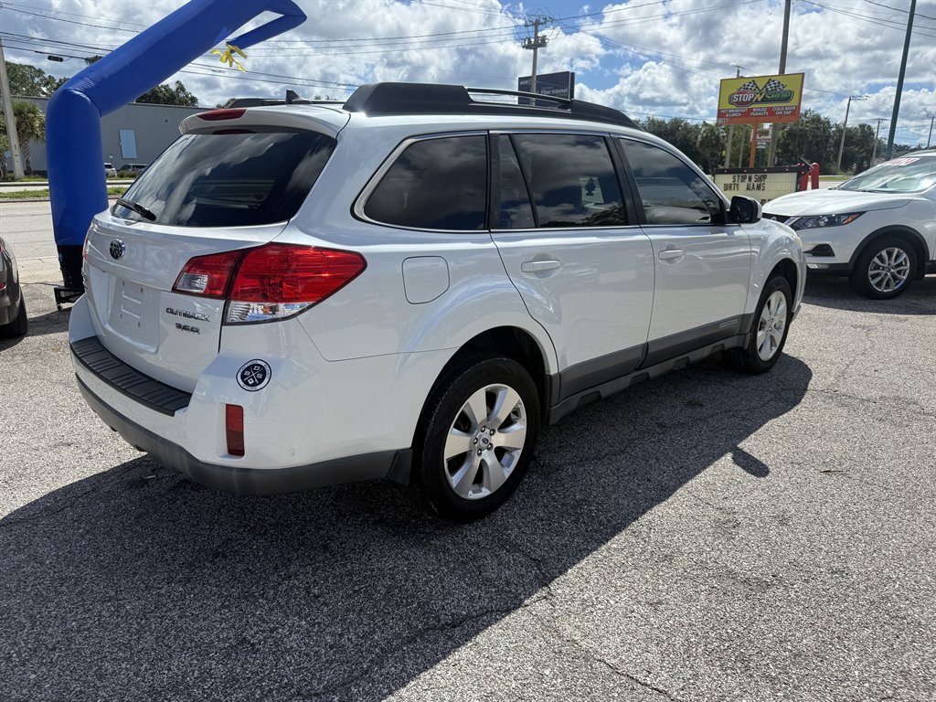 2012 Subaru Outback - $7,495