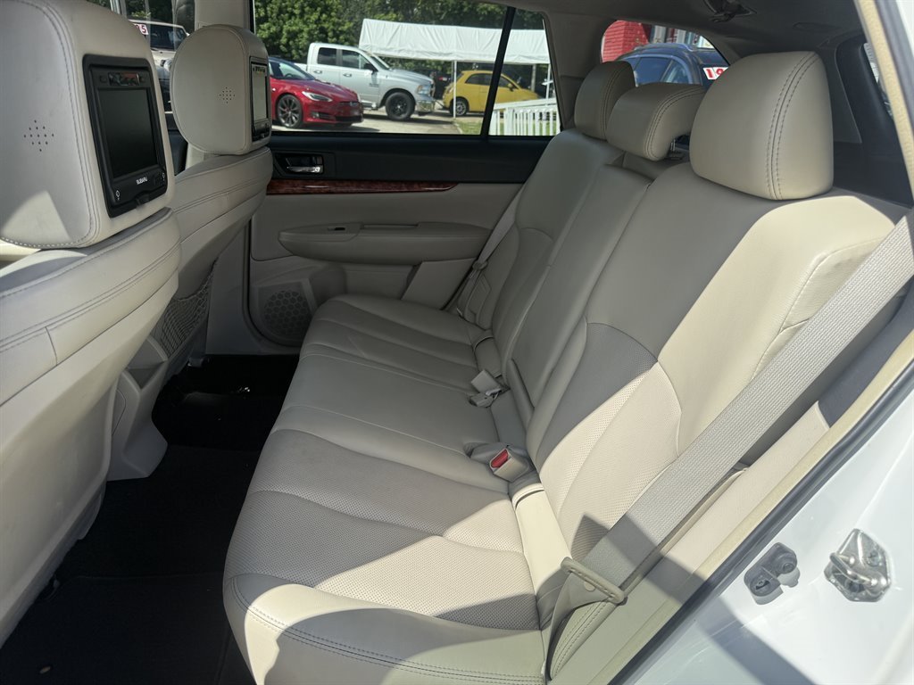 2012 Subaru Outback - $7,495