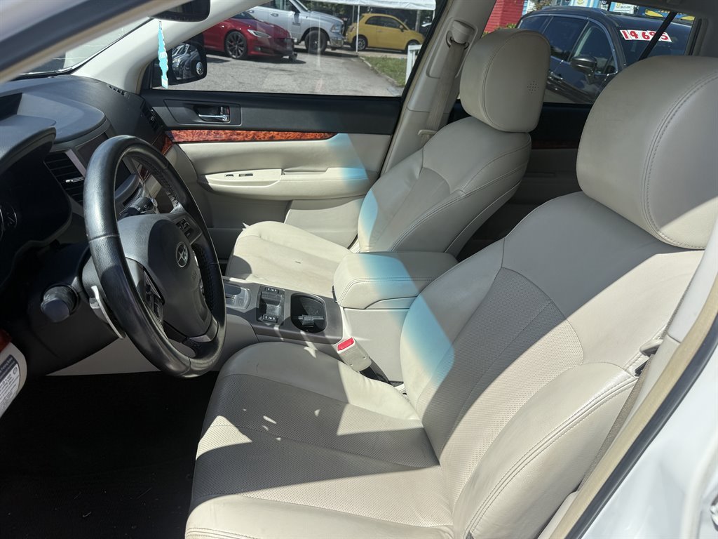 2012 Subaru Outback - $7,495