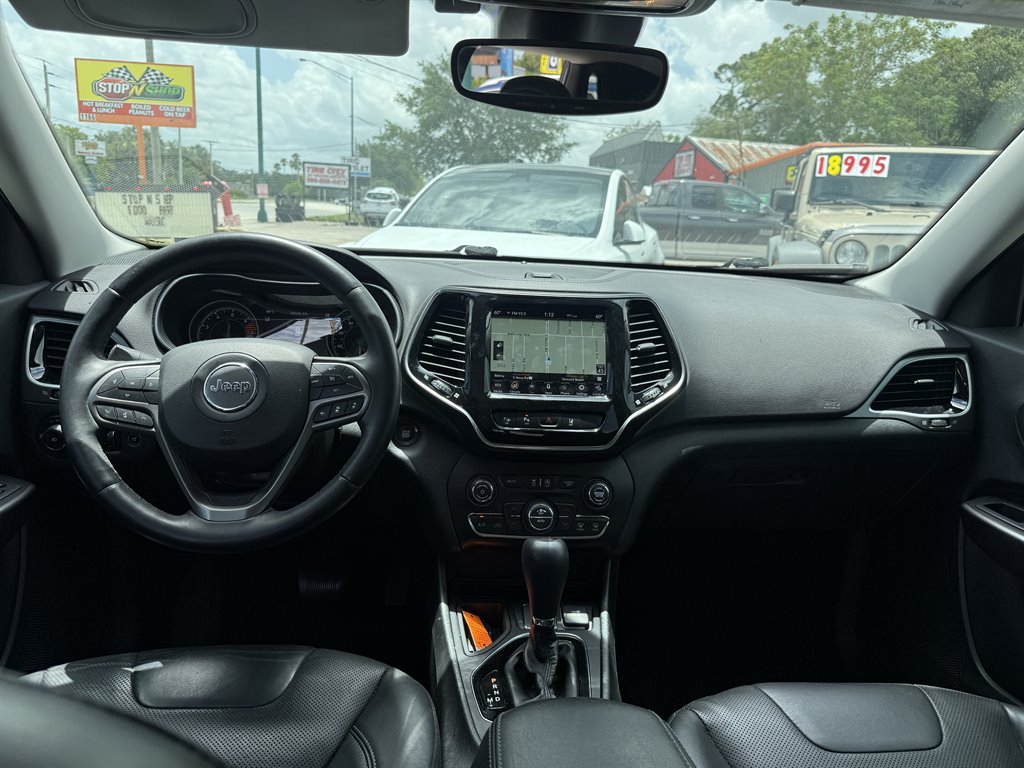 2019 Jeep Cherokee - $16,995