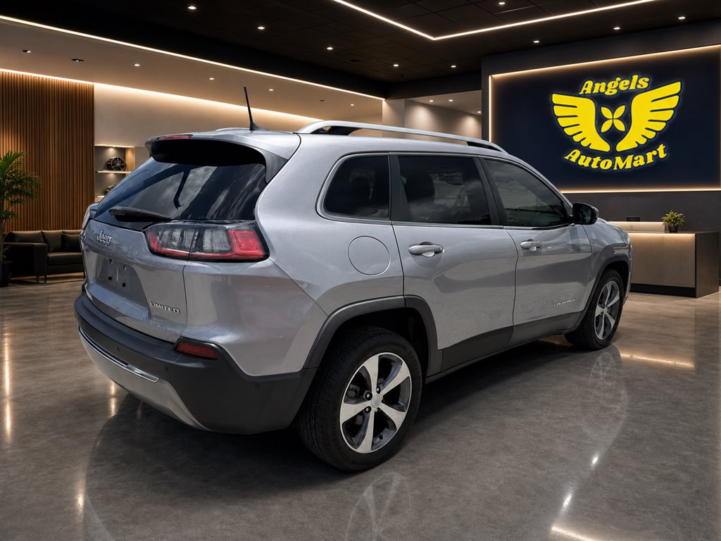 2019 Jeep Cherokee - $16,995