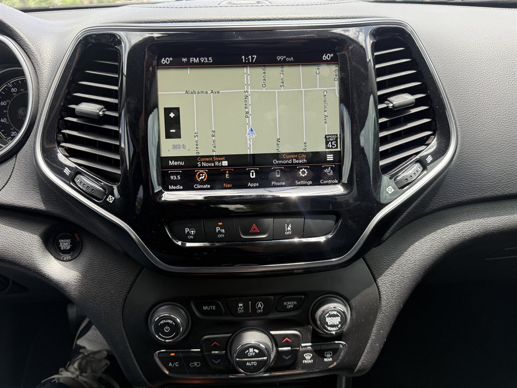 2019 Jeep Cherokee - $16,995