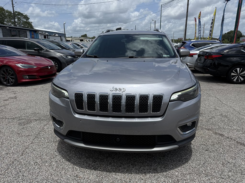 2019 Jeep Cherokee - $16,995