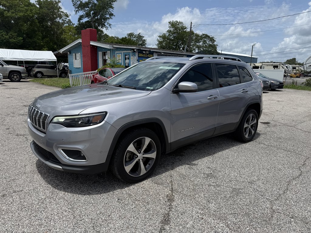 2019 Jeep Cherokee - $16,995