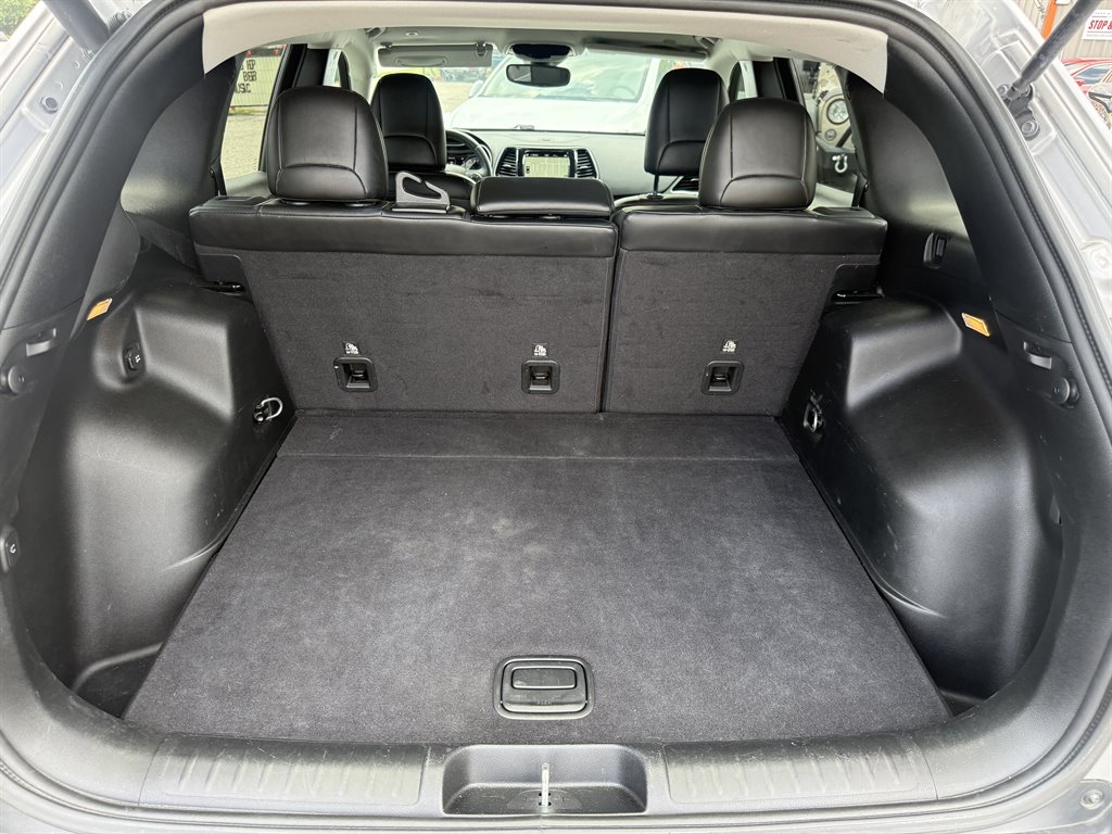 2019 Jeep Cherokee - $16,995