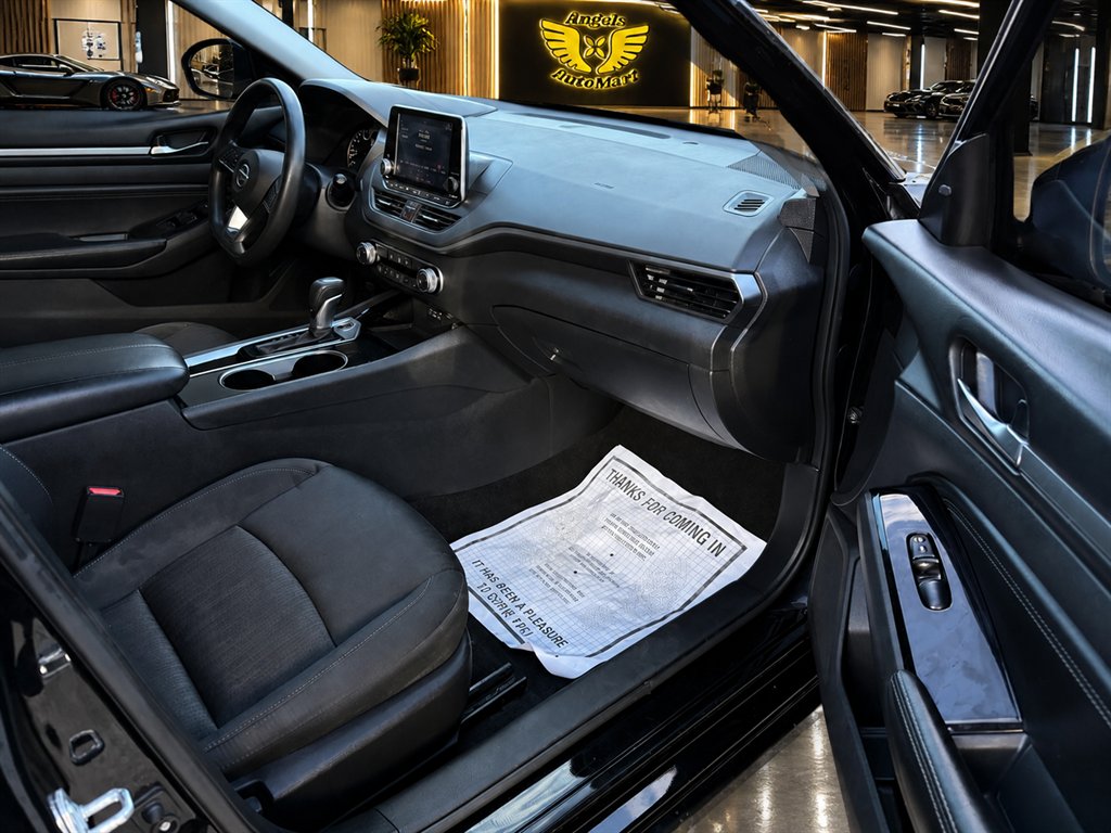 2021 Nissan Altima - $15,596