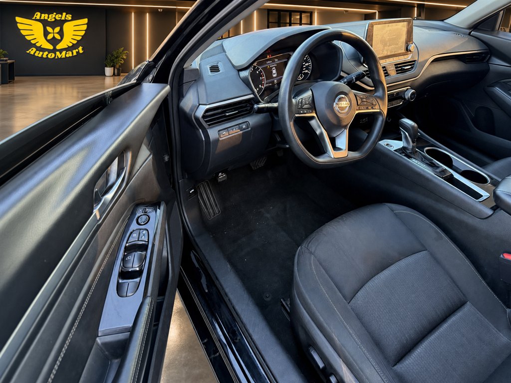 2021 Nissan Altima - $15,596