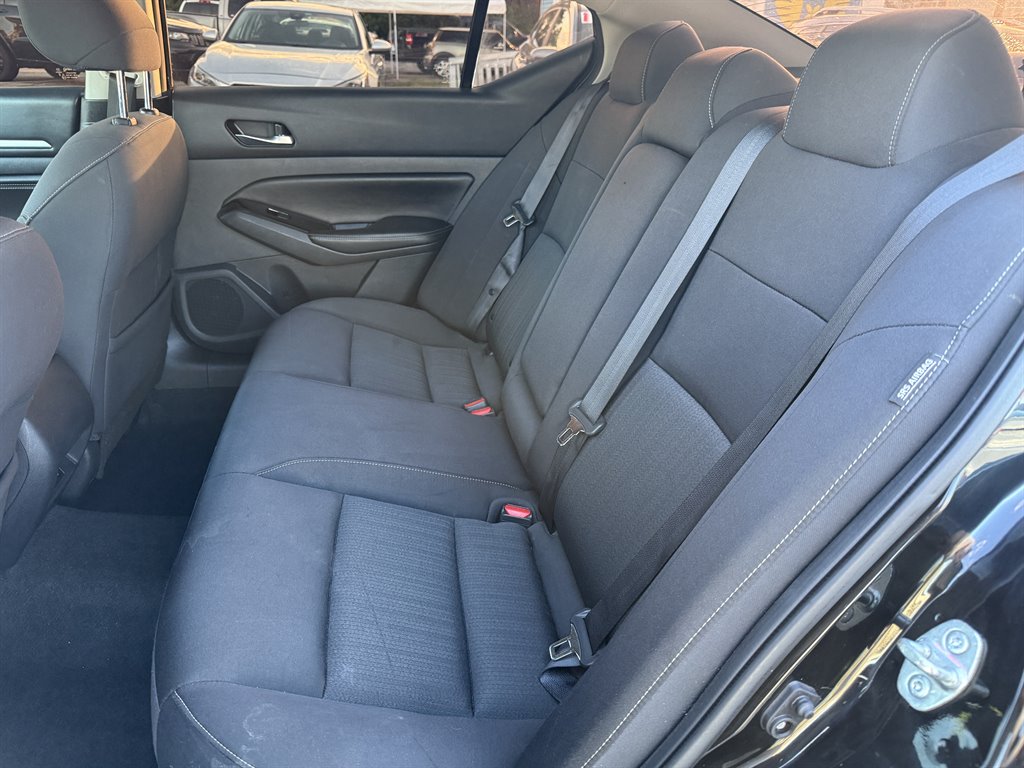 2021 Nissan Altima - $17,995