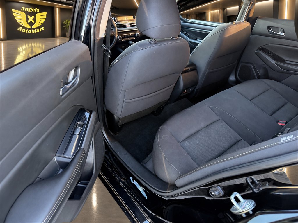 2021 Nissan Altima - $15,596