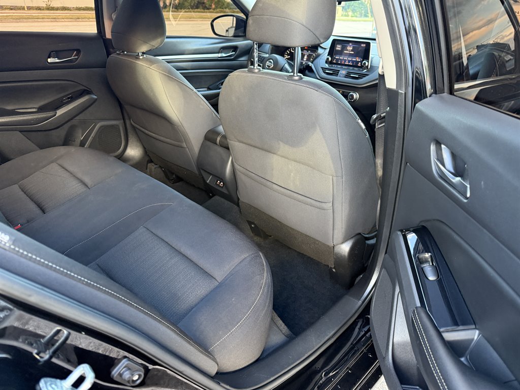 2021 Nissan Altima - $17,995