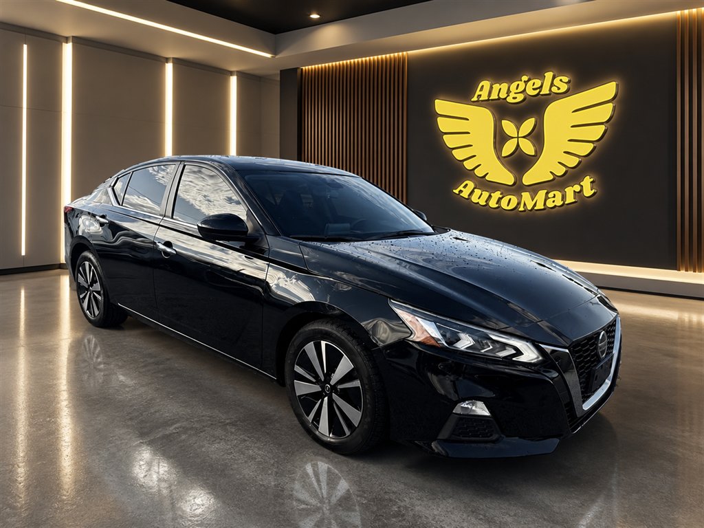 2021 Nissan Altima - $15,596