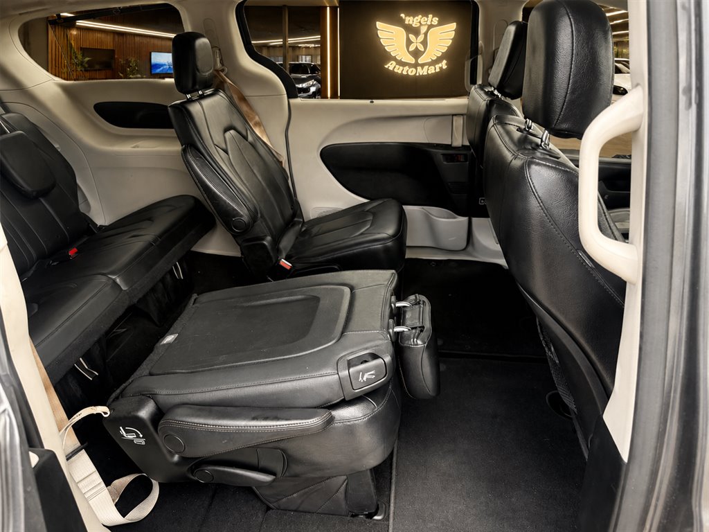 2019 Chrysler Pacifica - $13,596