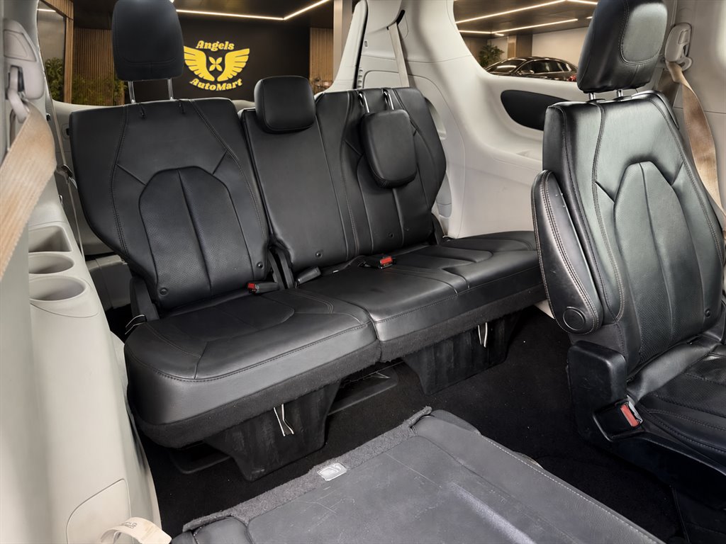 2019 Chrysler Pacifica - $13,596