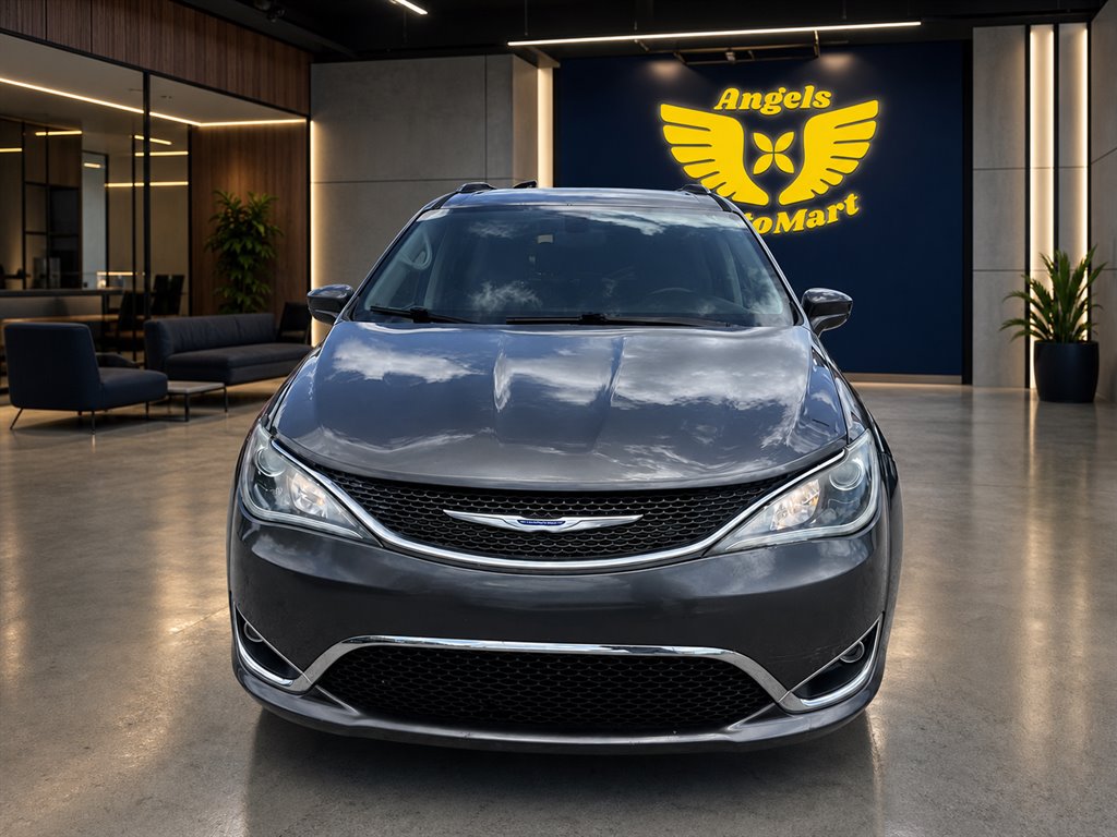 2019 Chrysler Pacifica - $13,596