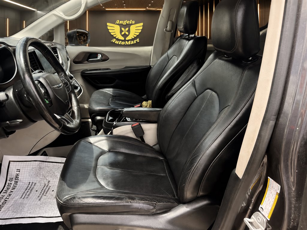 2019 Chrysler Pacifica - $13,596