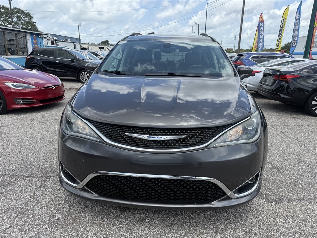 2019 Chrysler Pacifica - $12,995