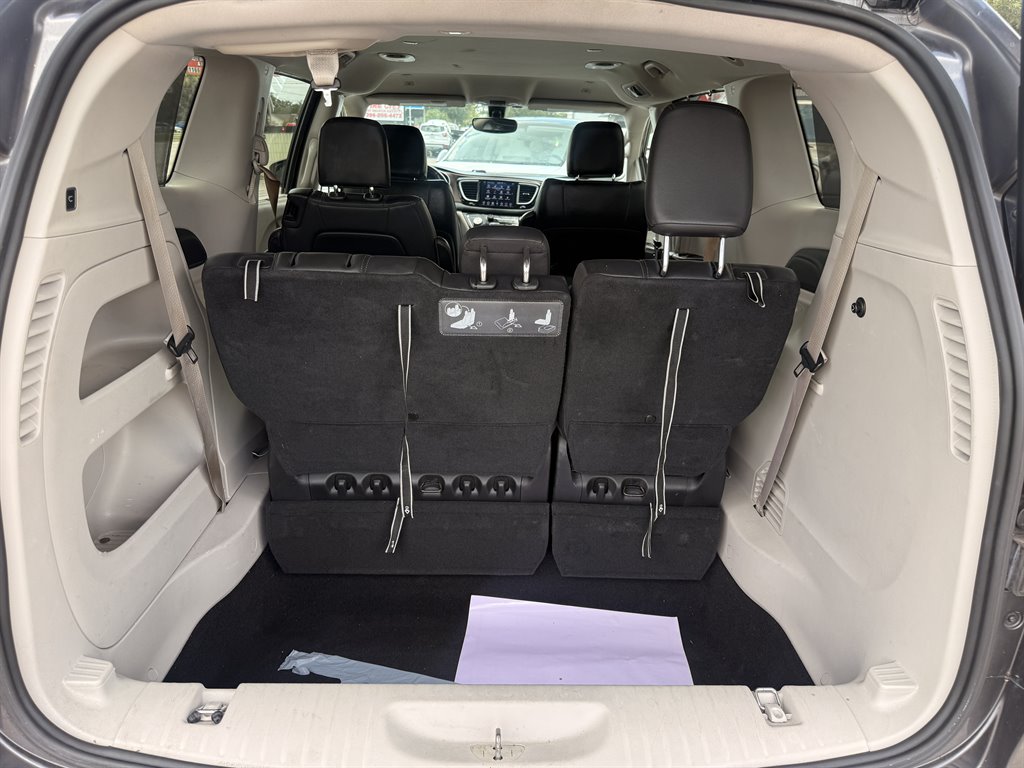 2019 Chrysler Pacifica - $13,596