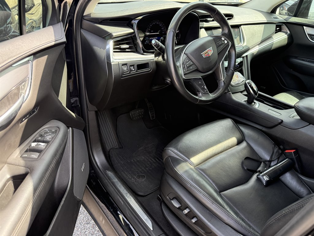 2019 Cadillac XT5 - $16,196