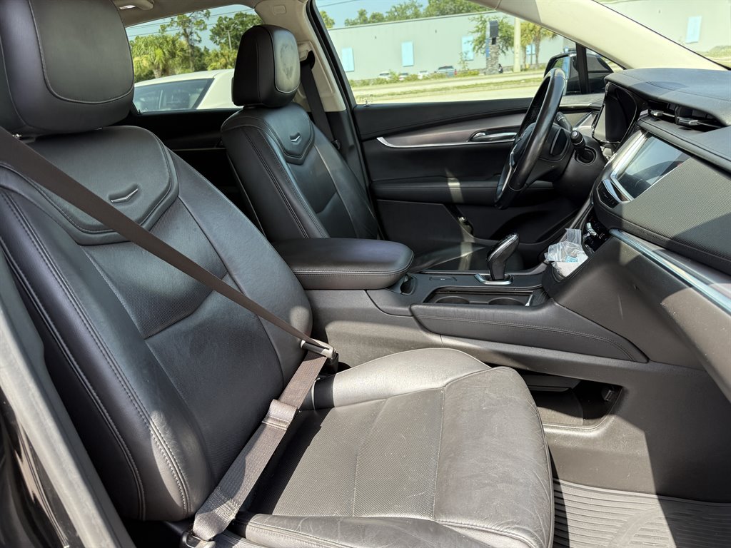2019 Cadillac XT5 - $16,196