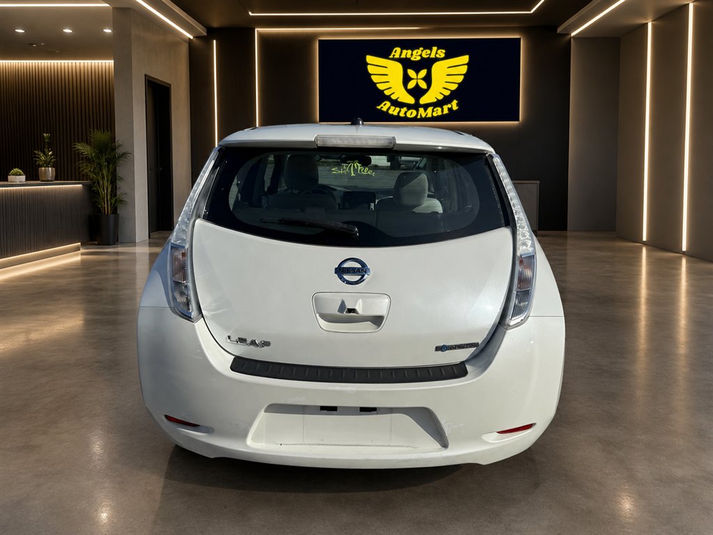 2015 Nissan LEAF - $2,495