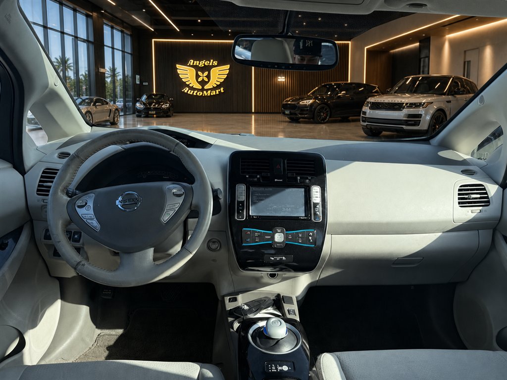 2015 Nissan LEAF - $2,495