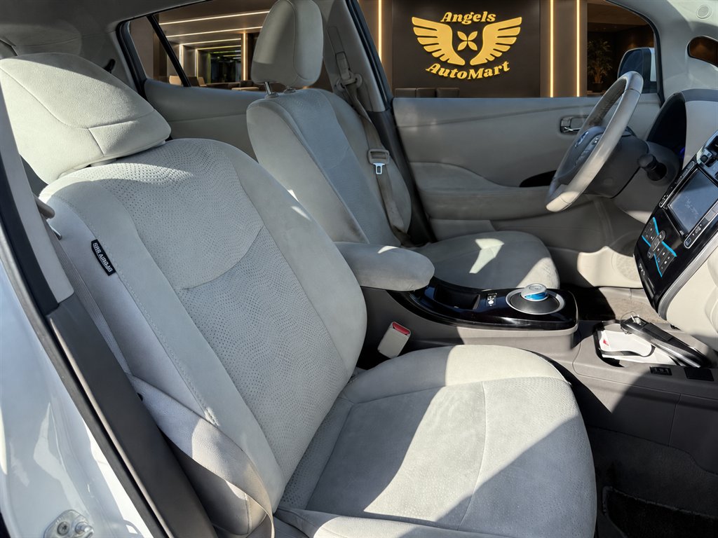 2015 Nissan LEAF - $2,495