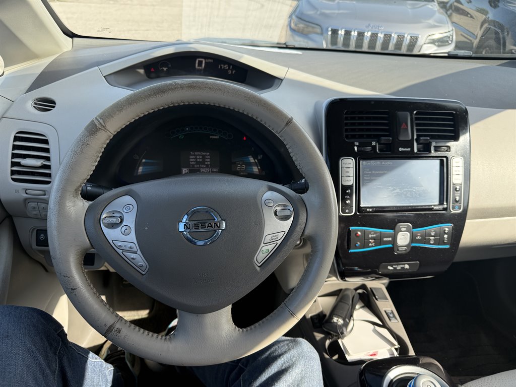 2015 Nissan LEAF - $2,495