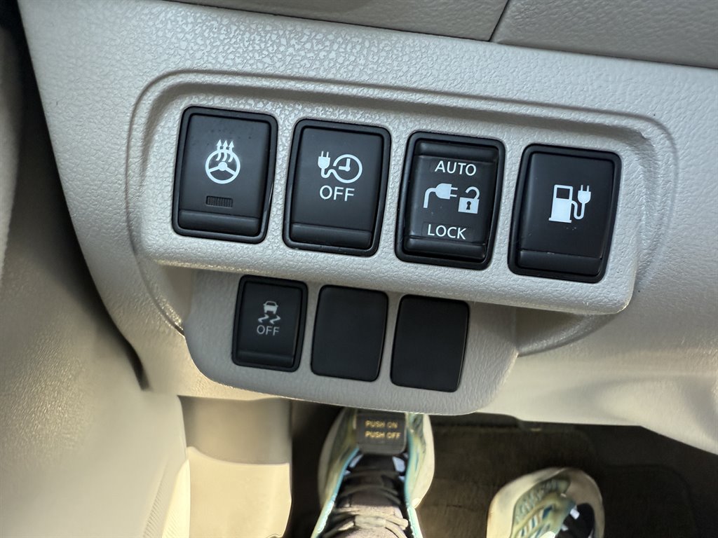 2015 Nissan LEAF - $2,495