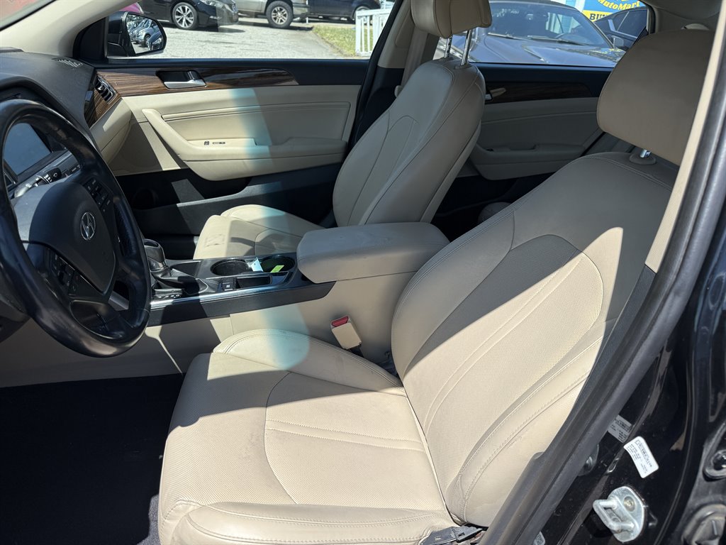 2017 Hyundai Sonata - $12,995