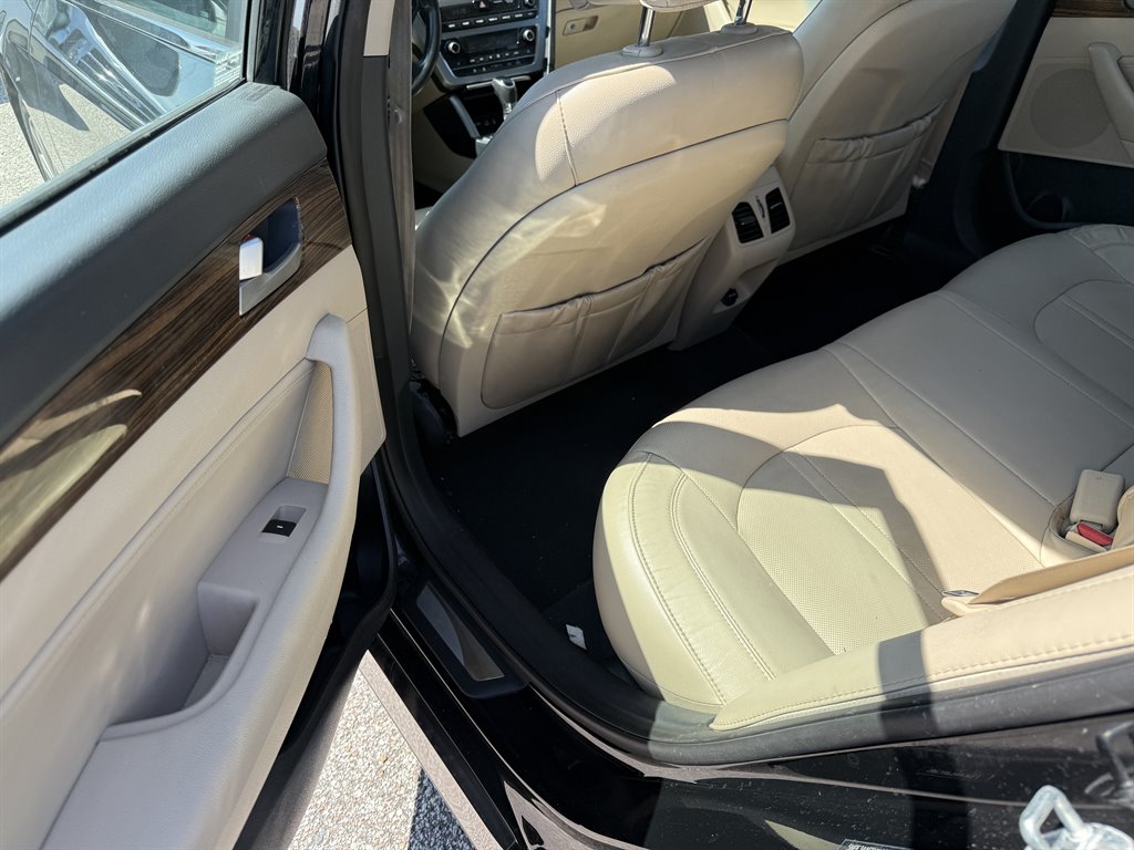 2017 Hyundai Sonata - $12,995