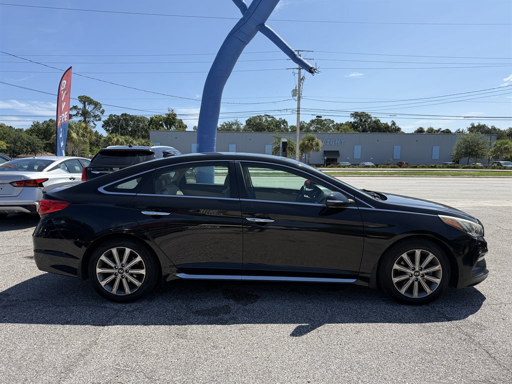 2017 Hyundai Sonata - $12,995