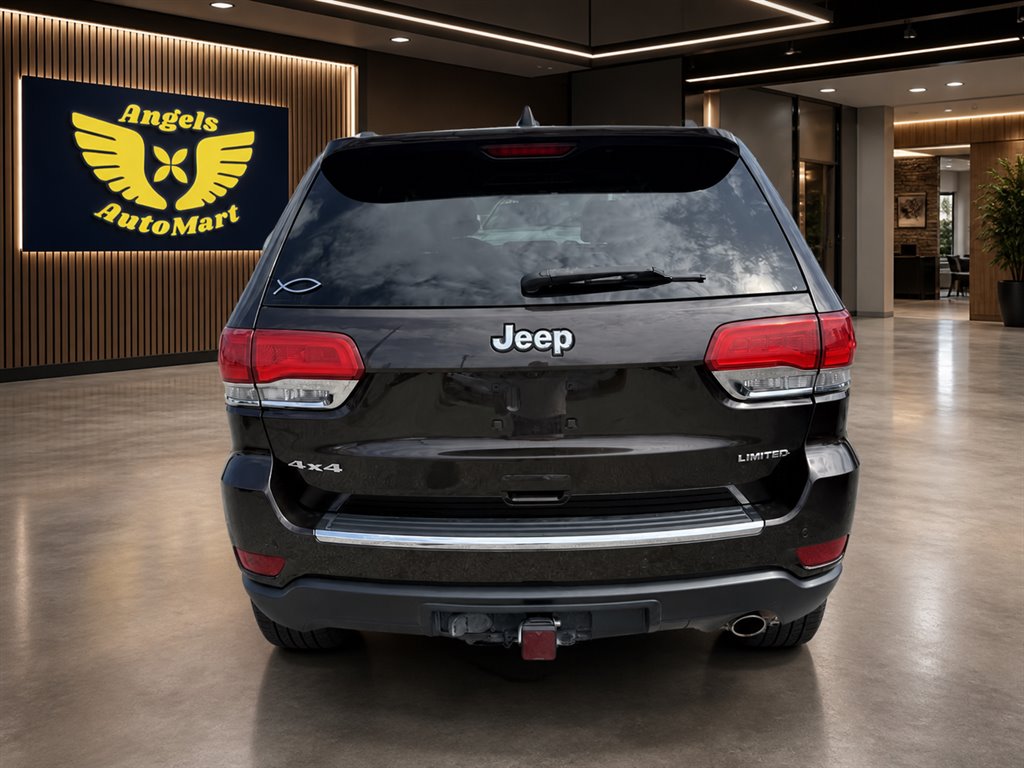 2017 Jeep Cherokee - $10,995