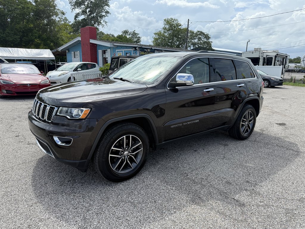 2017 Jeep Cherokee - $12,995