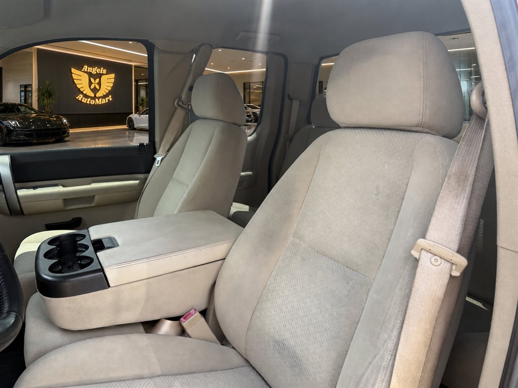 2008 Chevrolet Silverado - $8,196