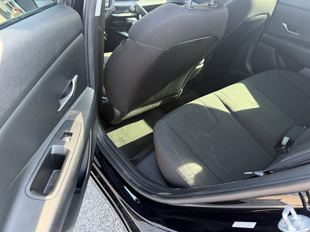 2022 Hyundai Elantra - $17,895