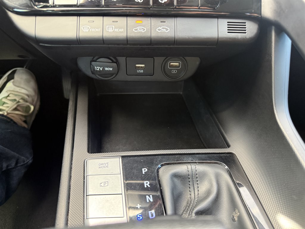 2022 Hyundai Elantra - $17,895