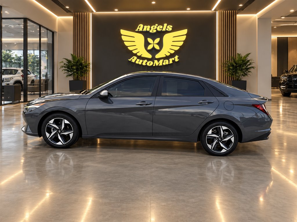 2023 Hyundai Elantra - $17,995