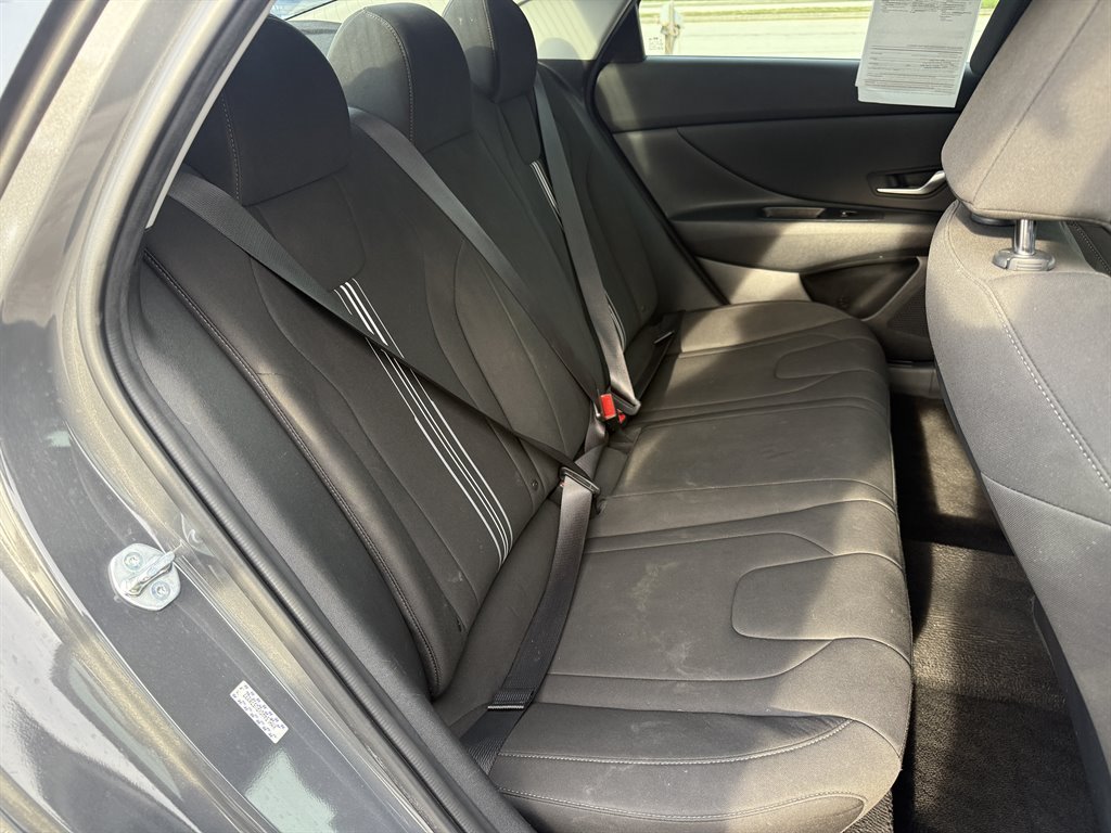 2023 Hyundai Elantra - $17,566