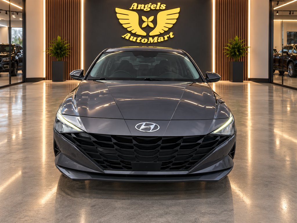 2023 Hyundai Elantra - $17,995