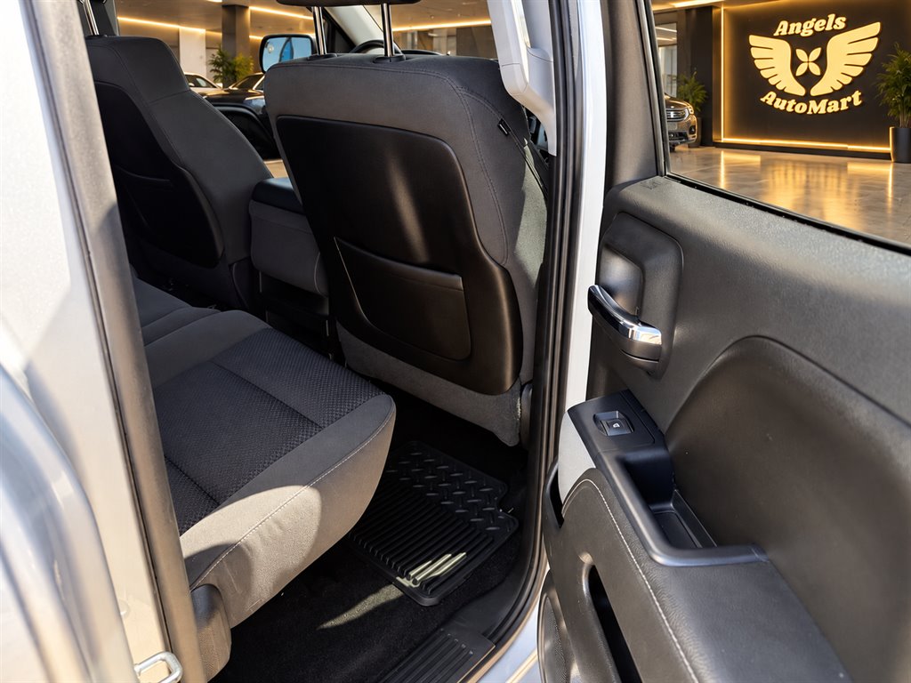 2014 Chevrolet Silverado - $16,995