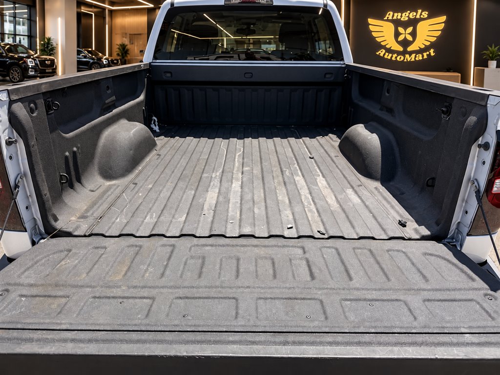 2014 Chevrolet Silverado - $16,995