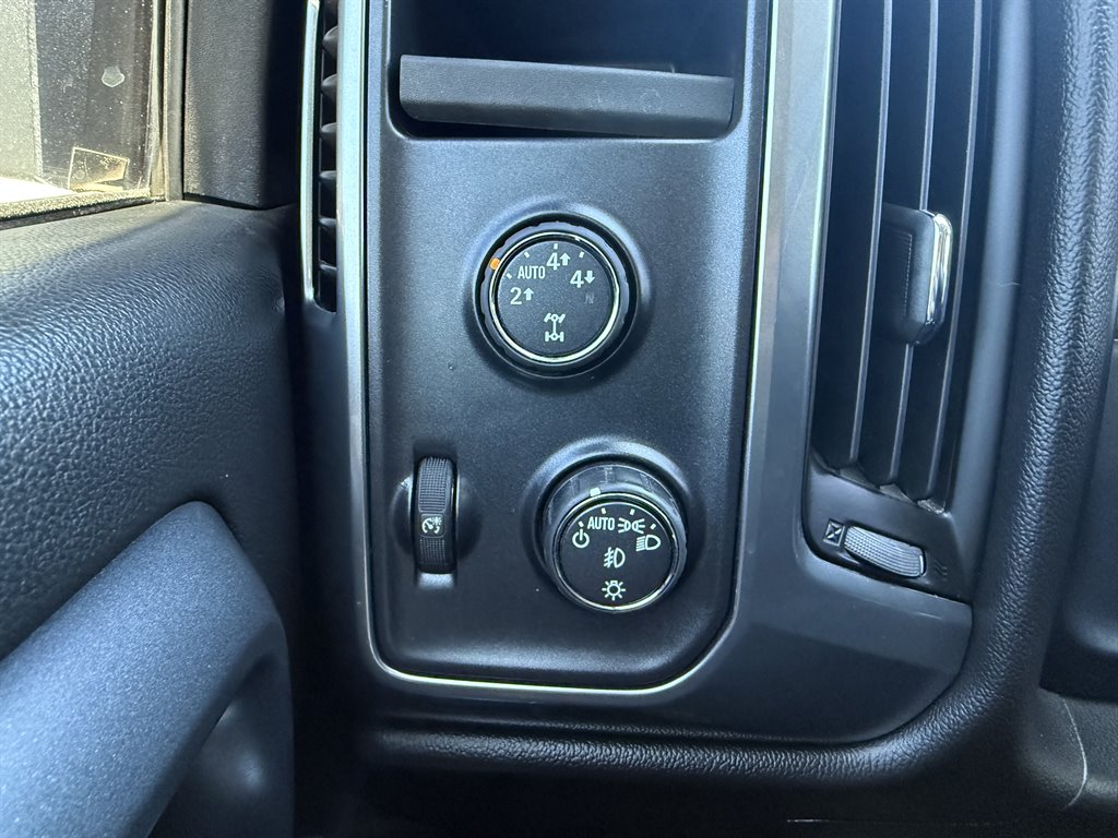 2014 Chevrolet Silverado - $16,995