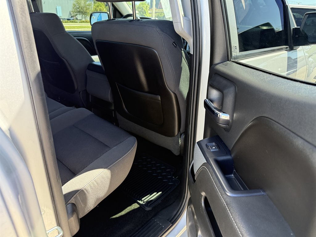 2014 Chevrolet Silverado - $16,995